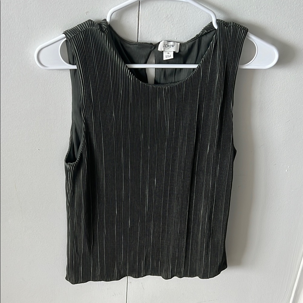 Elegant Green Sleeveless Top